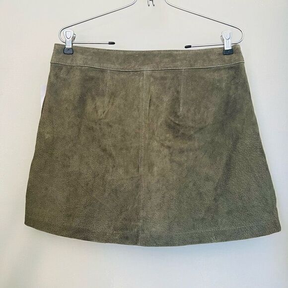 BLANK NYC Snap Front Suede Wrap Skirt, Sage Green, 28 Waist, Small/Medium, NWT - Picture 10 of 14